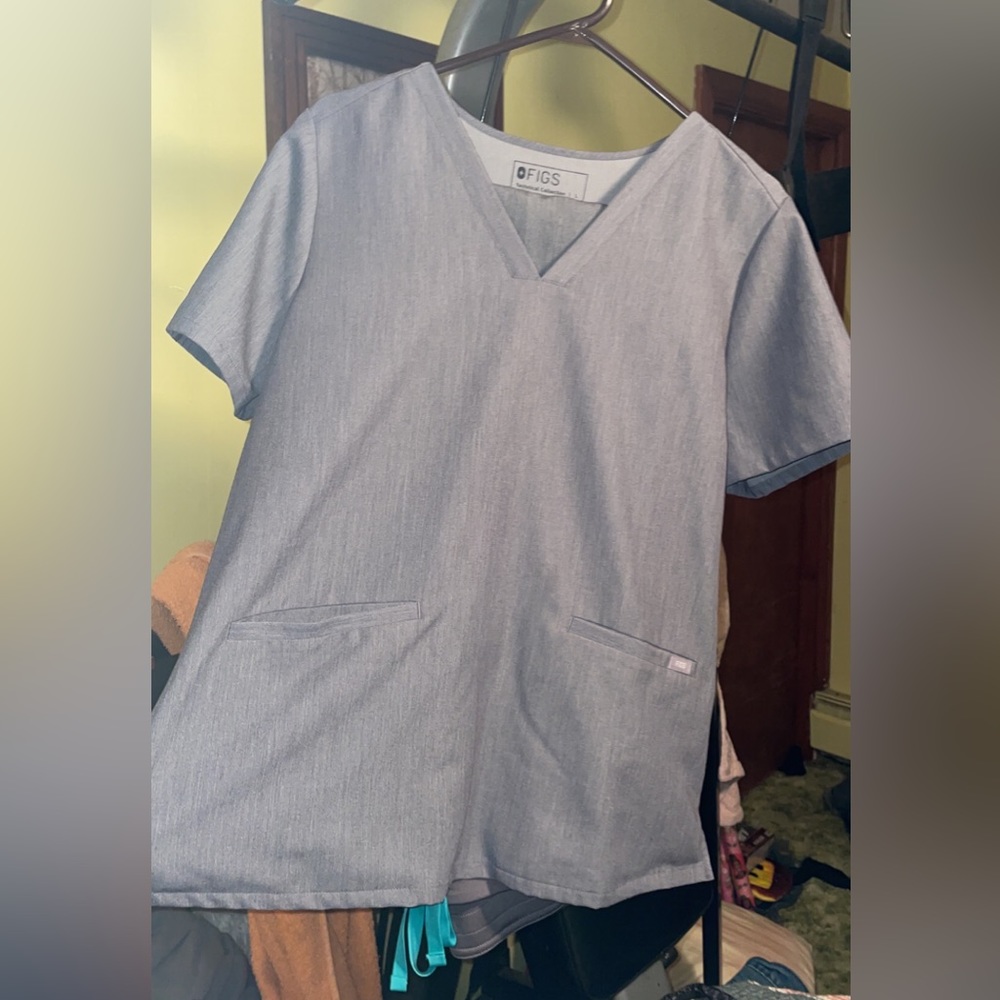 LOOKING TO TRADE FOR SMALL BOTTOMS and SMALL/ MEDIUM TOPS